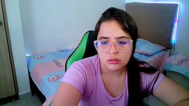  alicia z online show from 02-21-25, 06:04