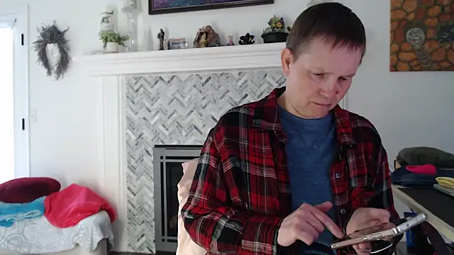 AuroraWillows online show from 04-22-26, 07:37