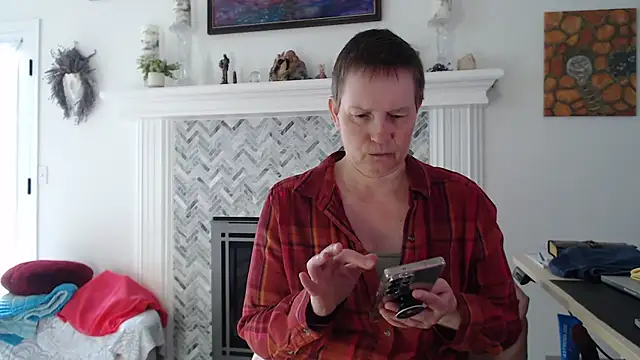 AuroraWillows online show from 04-25-26, 02:36