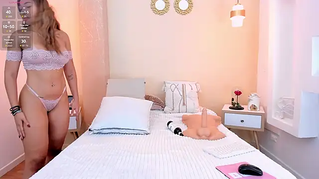 Snapshot of RachelMorgan01 chatting on 09-09-25, 03:00 RachelMorgan01 online show from 09-09-25, 03:00