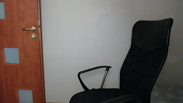 JoannaAndNeighbour online show from 01-20-25, 07:47