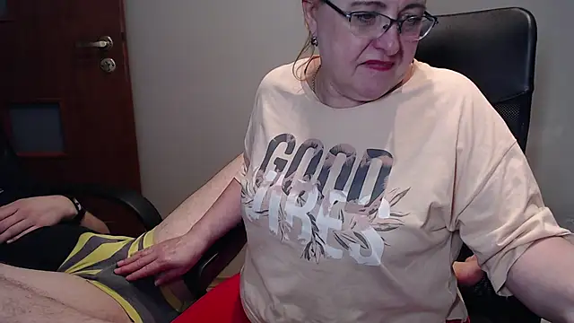 JoannaAndNeighbour online show from 01-23-25, 08:13