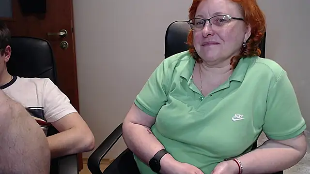 JoannaAndNeighbour online show from 01-26-25, 04:20