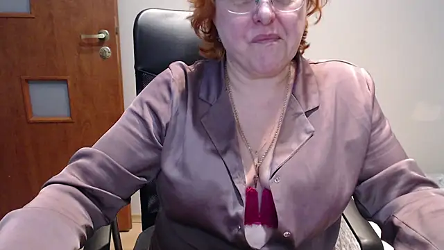 JoannaAndNeighbour online show from 03-10-25, 12:15