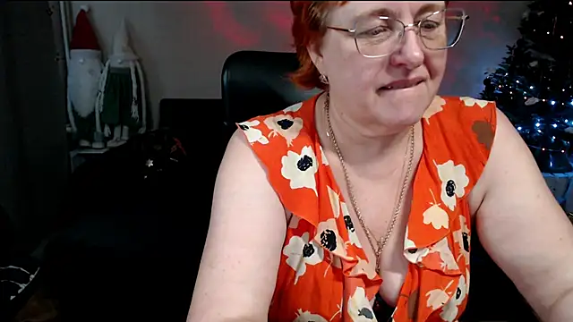 JoannaAndNeighbour online show from 12-23-25, 09:18