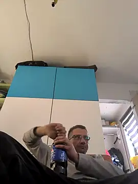 Snapshot of bajka76 chatting on 09-23-25, 09:45 bajka76 online show from 09-23-25, 09:45