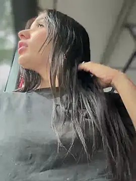   IRIS   online show from 03-05-25, 04:24