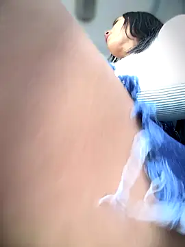 Snapshot of __IRIS__ chatting on 11-24-25, 06:40 IRIS online show from 11-24-25, 06:40