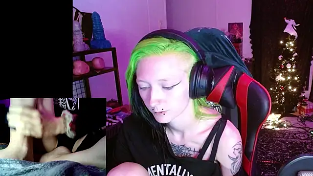 alicewonder09 online show from 12-18-25, 05:02