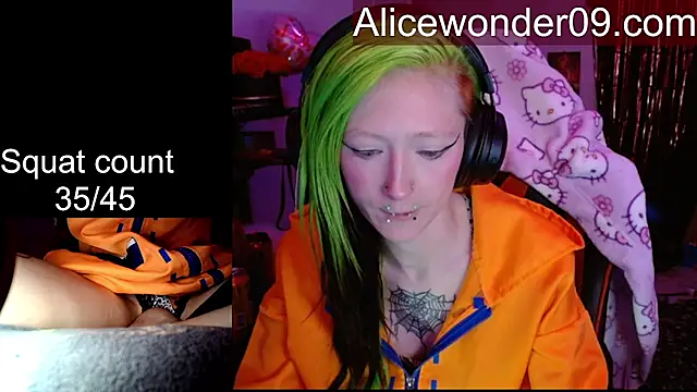 alicewonder09 online show from 03-04-26, 05:02