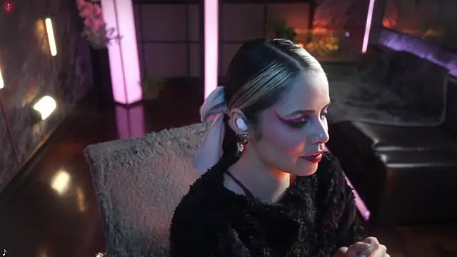 Snapshot of alessa_goreng chatting on 10-12-25, 08:46 alessa goreng online show from 10-12-25, 08:46