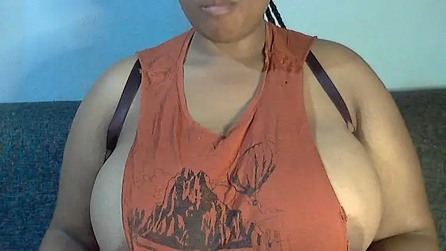 Snapshot of Sexy-queen99xx chatting on 10-15-25, 02:55 Sexy-queen99xx online show from 10-15-25, 02:55