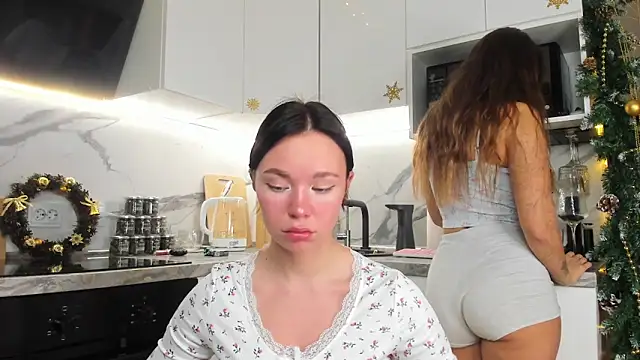 Snapshot of Lex_Love chatting on 01-08-25, 02:14 Lex Love online show from 01-08-25, 02:14