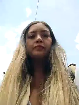 Snapshot of alana_69 chatting on 12-12-24, 03:27 alana 69 online show from 12-12-24, 03:27