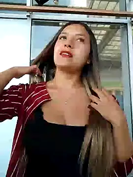 Snapshot of alana_69 chatting on 01-07-25, 05:31 alana 69 online show from 01-07-25, 05:31