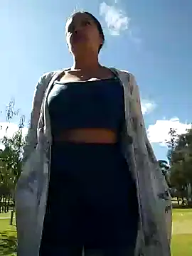 Snapshot of alana_69 chatting on 01-23-25, 02:39 alana 69 online show from 01-23-25, 02:39