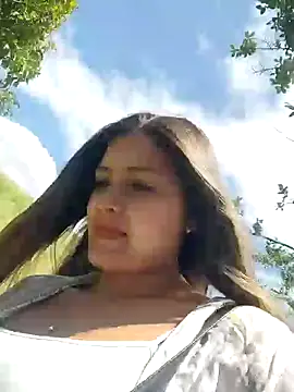 Snapshot of alana_69 chatting on 02-01-25, 04:33 alana 69 online show from 02-01-25, 04:33