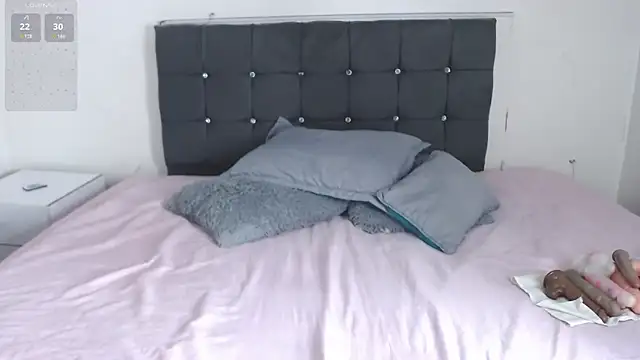 selena yourmilf online show from 02-19-26, 03:52