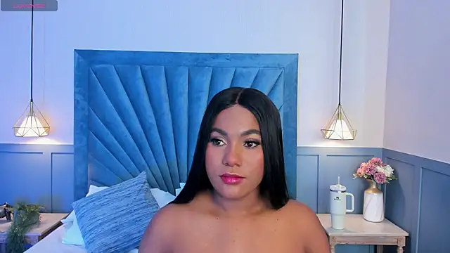 Sara Boom online show from 01-11-25, 01:59