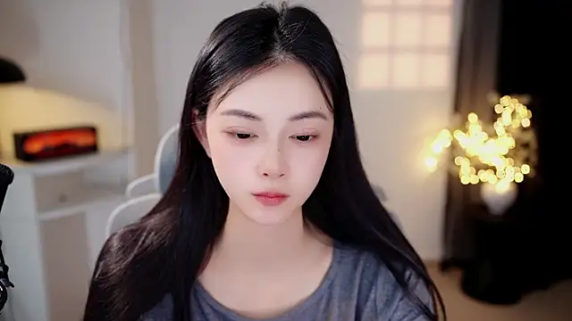 Snapshot of Ocean--Lili chatting on 07-20-26, 02:19 Ocean--Lili online show from 07-20-26, 02:19