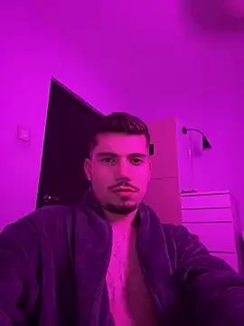 Snapshot of xxxboy9909 chatting on 02-15-25, 11:36 xxxboy9909 online show from 02-15-25, 11:36