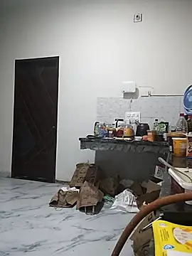 Snapshot of thebrownboi01 chatting on 09-30-25, 10:48 thebrownboi01 online show from 09-30-25, 10:48