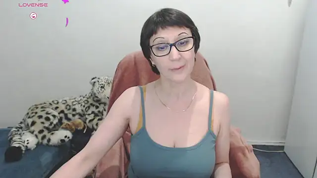 Snapshot of Ammillia chatting on 01-17-25, 09:39 Ammillia online show from 01-17-25, 09:39