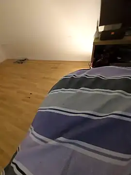 Snapshot of EmilyCD420 chatting on 10-30-25, 04:47 EmilyCD420 online show from 10-30-25, 04:47