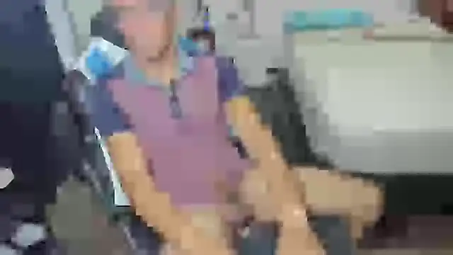 Snapshot of guachin_hunk chatting on 03-17-25, 03:18 guachin hunk online show from 03-17-25, 03:18