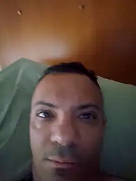 guachin hunk online show from 02-15-26, 02:47