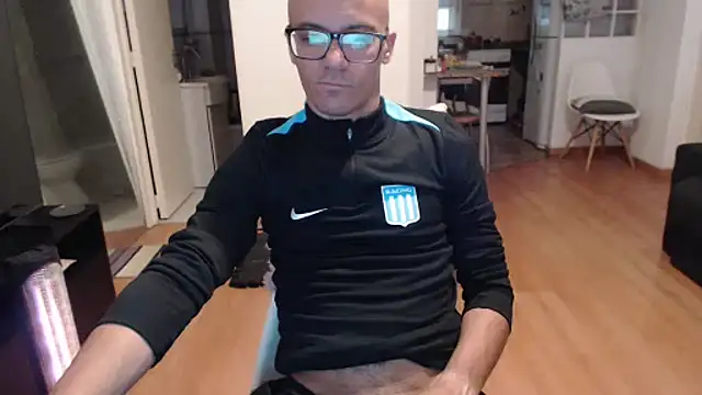 Snapshot of guachin_hunk chatting on 05-04-26, 07:54 guachin hunk online show from 05-04-26, 07:54