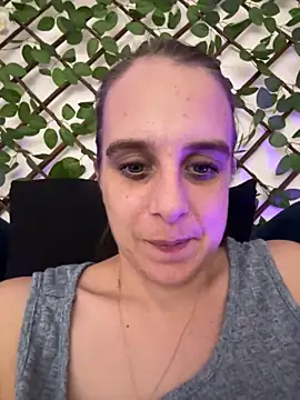 LadyChantale online show from 12-13-25, 08:47