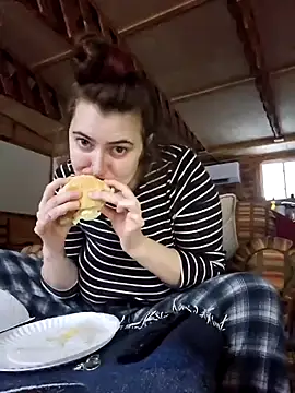 Snowbunnycake 131 online show from 12-05-24, 08:44