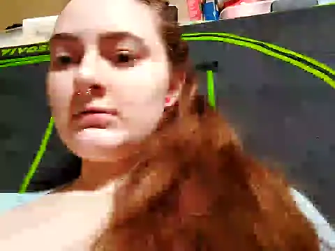 Snowbunnycake 131 online show from 02-02-25, 07:41