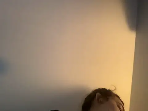 Snowbunnycake 131 online show from 11-06-25, 12:06