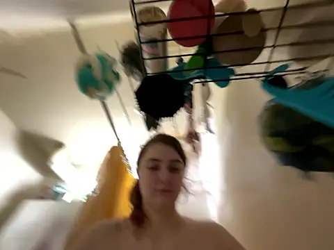 Snowbunnycake 131 online show from 01-11-26, 04:12