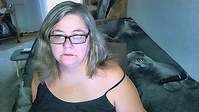 sex2 online show from 09-11-25, 02:44