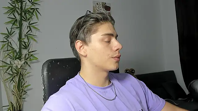 Giordano Russo online show from 01-27-25, 02:20