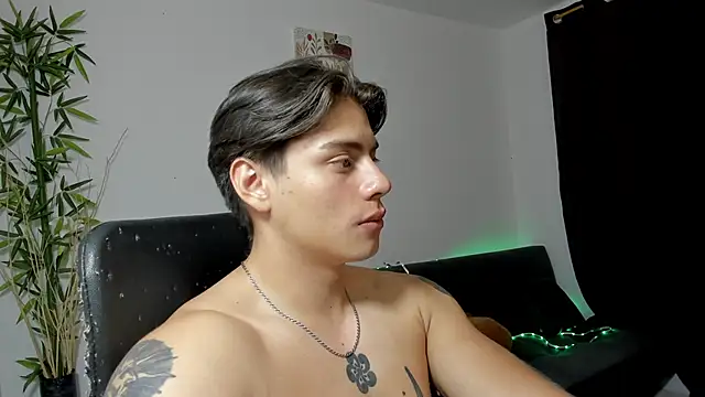 Giordano Russo online show from 02-06-25, 02:44