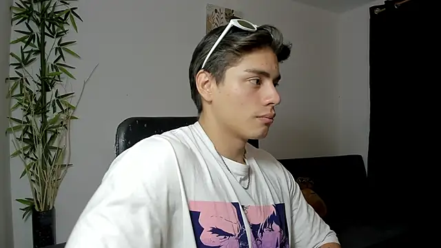 Giordano Russo online show from 02-18-25, 05:53