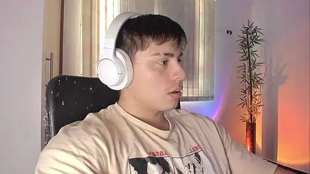 Giordano Russo online show from 06-14-26, 07:16