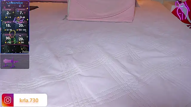 Snapshot of _kaarla_ chatting on 12-31-24, 09:10  kaarla  online show from 12-31-24, 09:10