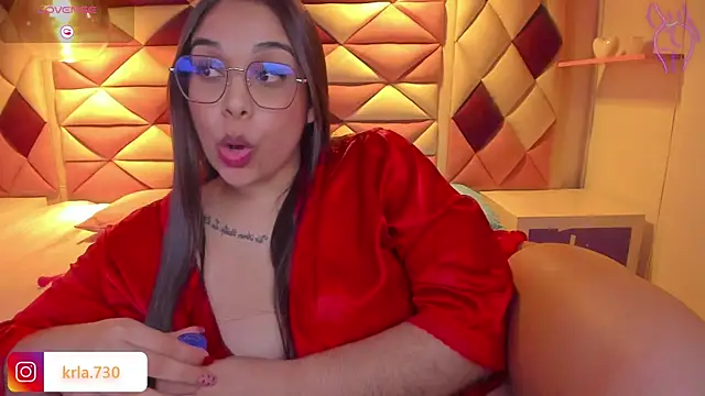 Snapshot of _kaarla_ chatting on 01-27-25, 06:19  kaarla  online show from 01-27-25, 06:19