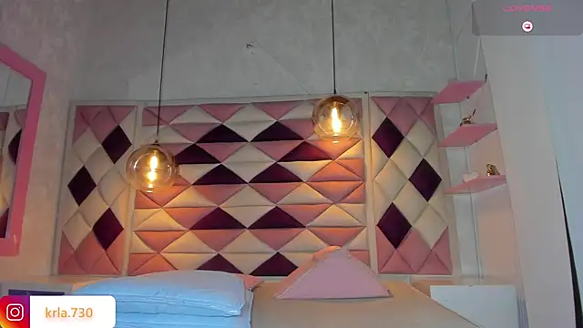 Snapshot of _kaarla_ chatting on 03-10-25, 09:21  kaarla  online show from 03-10-25, 09:21