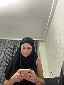 GumusGuray online show from 02-08-25, 12:06