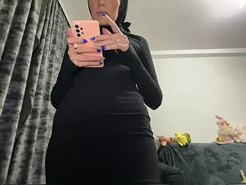 GumusGuray online show from 03-13-25, 02:27