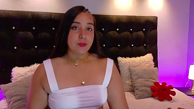 Snapshot of ValenScott1 chatting on 01-09-25, 12:09 ValenScott1 online show from 01-09-25, 12:09