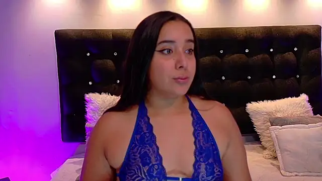 Snapshot of ValenScott1 chatting on 01-26-25, 01:25 ValenScott1 online show from 01-26-25, 01:25