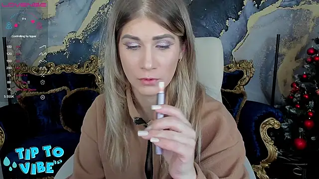 CassandraGood online show from 01-05-25, 08:42