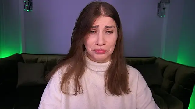 CassandraGood online show from 11-28-25, 07:22